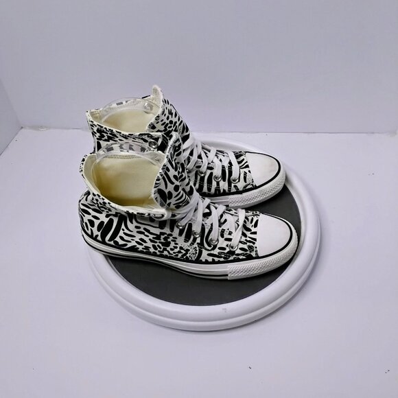 Converse Womens Zebra Print High Top Sneakers Size 7 US / 5 UK 37.5 EU Textile U - Picture 8 of 8